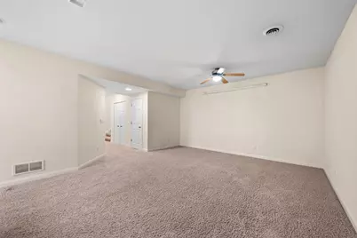 1917 Garland Circle Drive, Valparaiso, IN 46383 - Photo 24