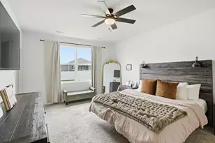 7677 W 105th Pl, Crown Point, IN 46307 - Photo 12