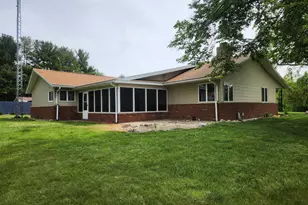 4726 Locksley Dr E, Rensselaer, IN 47978 - Photo 4