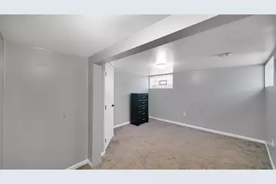 8235 Ellsworth Court, Merrillville, IN 46410 - Photo 24