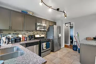8235 Ellsworth Ct, Merrillville, IN 46410 - Photo 8