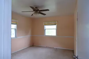 378 Briarwood Dr, Valparaiso, IN 46385 - Photo 22