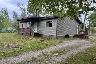 1815 W Dawn Dr N, North Judson, IN 46366 - Photo 12