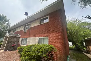 5340 Pennsylvania St, Merrillville, IN 46410 - Photo 2