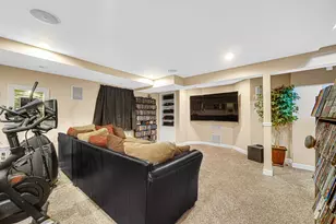10351 Adler Cove, Saint John, IN 46373 - Photo 24