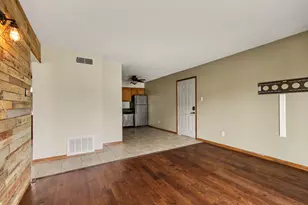 1086 Millpond Rd, Valparaiso, IN 46385 - Photo 10