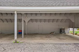 1086 Millpond Rd, Valparaiso, IN 46385 - Photo 16