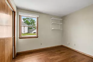 1086 Millpond Rd, Valparaiso, IN 46385 - Photo 14