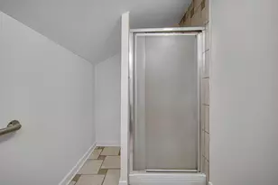 838 N 200 W, Valparaiso, IN 46385 - Photo 28