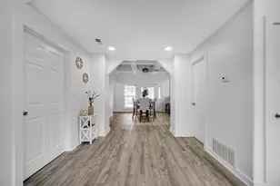 838 N 200 W, Valparaiso, IN 46385 - Photo 12