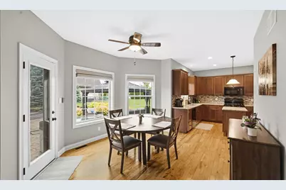 9723 Elle Avenue, Saint John, IN 46373 - Photo 10
