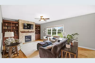9723 Elle Avenue, Saint John, IN 46373 - Photo 8