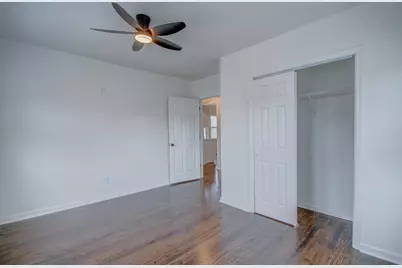 613 Tennessee Street, Gary, IN 46402 - Photo 6