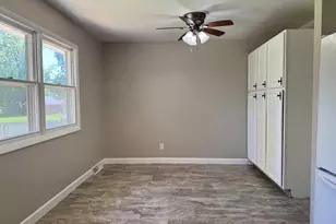 53 Cain Dr, Valparaiso, IN 46383 - Photo 6