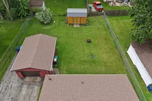 110 Eastwood Ave, La Porte, IN 46350 - Photo 14
