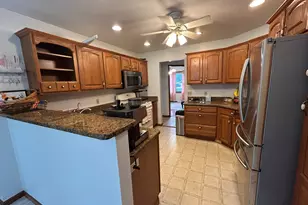 8876 N Lilac St, Demotte, IN 46310 - Photo 10