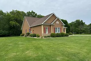 8876 N Lilac St, Demotte, IN 46310 - Photo 2