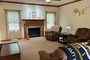 8876 N Lilac St, Demotte, IN 46310 - Photo 8