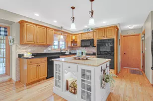 628 Fawn Cir, Lowell, IN 46356 - Photo 6