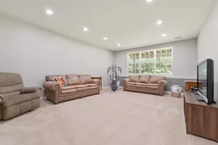 8745 Forest Glen Ct, Saint John, IN 46373 - Photo 20