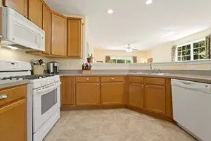 8745 Forest Glen Ct, Saint John, IN 46373 - Photo 8