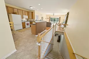 8745 Forest Glen Ct, Saint John, IN 46373 - Photo 10