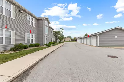 8222 Lincoln Circle #C, Merrillville, IN 46410 - Photo 2