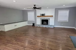405 Fairview Ave, Crown Point, IN 46307 - Photo 12