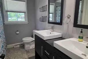 405 Fairview Ave, Crown Point, IN 46307 - Photo 16
