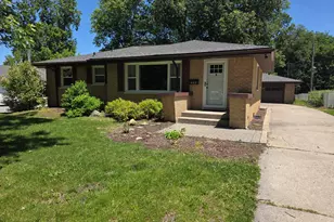405 Fairview Ave, Crown Point, IN 46307 - Photo 1