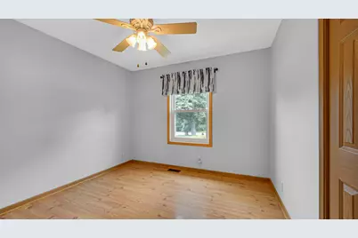 329 Dogwood Street NW, Demotte, IN 46310 - Photo 16