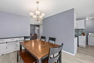 8018 Taney Pl, Merrillville, IN 46410 - Photo 6