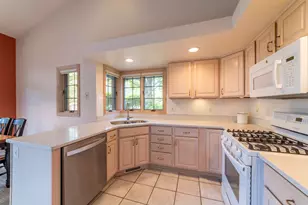 1620 Cherry Blossom Dr, Munster, IN 46321 - Photo 8
