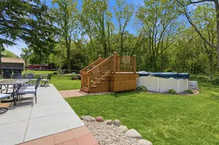 224 Kelly St, Hobart, IN 46342 - Photo 26