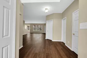 952 Portrait Pl, Dyer, IN 46311 - Photo 2