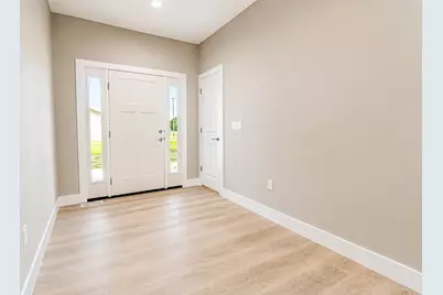 809 E Culver Road, Knox, IN 46534 - Photo 6