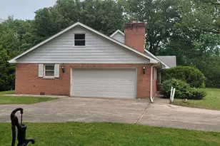 3377 Debbie Ln, Portage, IN 46368 - Photo 16