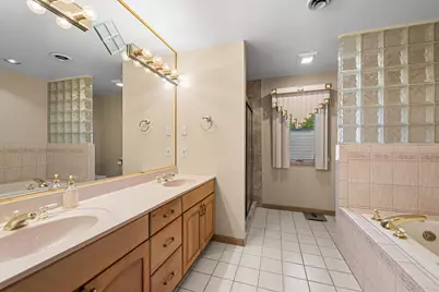 7125 Dove Drive, Schererville, IN 46375 - Photo 14