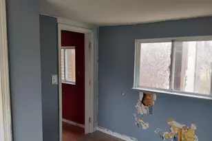206 W Weninger St, North Judson, IN 46366 - Photo 10