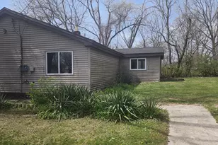 206 W Weninger St, North Judson, IN 46366 - Photo 12
