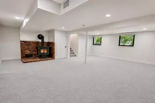 12000 N Oakwood Dr, Saint John, IN 46373 - Photo 20