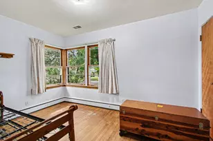 1702 Napoleon St, Valparaiso, IN 46383 - Photo 6