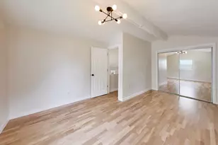 449 Washington Park Blvd, Michigan City, IN 46360 - Photo 8