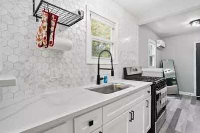 3223 E 35th Place, Lake Station, IN 46405 - Photo 16