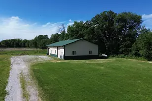 2729 W 1450 N, Wheatfield, IN 46392 - Photo 10