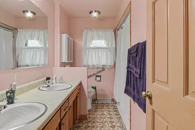 305 W 35th Avenue, Griffith, IN 46319 - Photo 12
