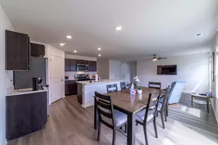 605 Ensign Pl, Hebron, IN 46341 - Photo 14