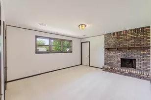 243 S 150 E, Valparaiso, IN 46383 - Photo 14