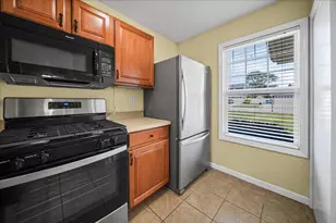 17448 Brookwood Dr, Lowell, IN 46356 - Photo 6