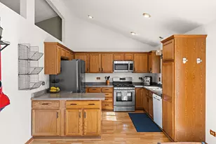8987 Calhoun Pl, Crown Point, IN 46307 - Photo 8